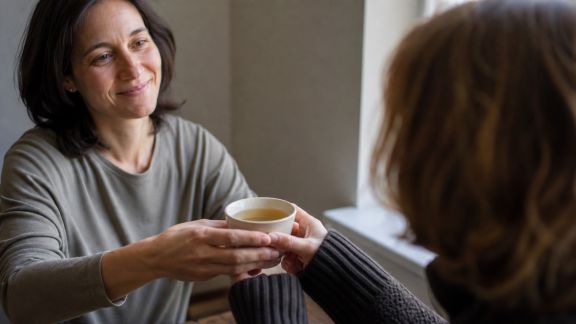 Petits gestes quotidiens pour favoriser l’énergie positive autour de vous