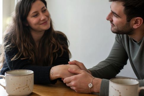 Les signes astrologiques qui favorisent la passion dans le couple