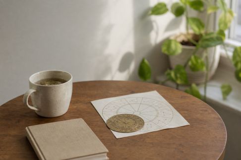 Conseils pratiques pour intégrer l’horoscope dans son bien-être global