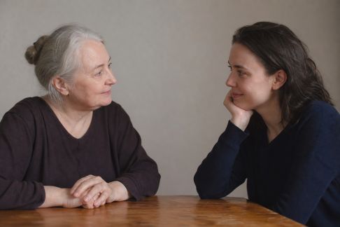 Ce que la rencontre entre ascendants peut changer dans les relations